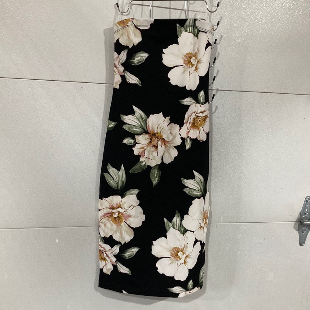 Women’s dress